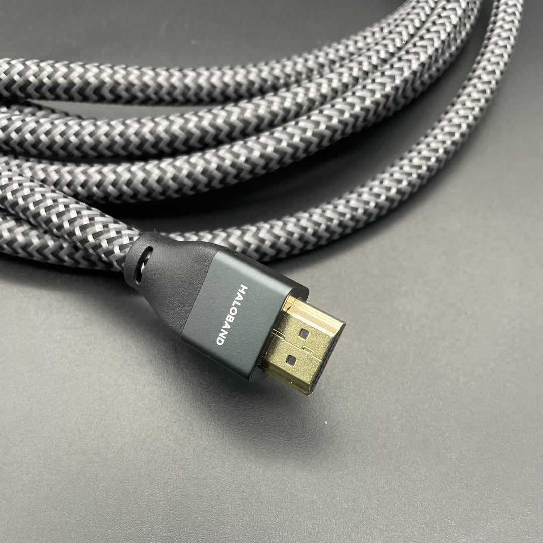 Thunderbolt 4 / USB 4 Super Cable – HALOBAND